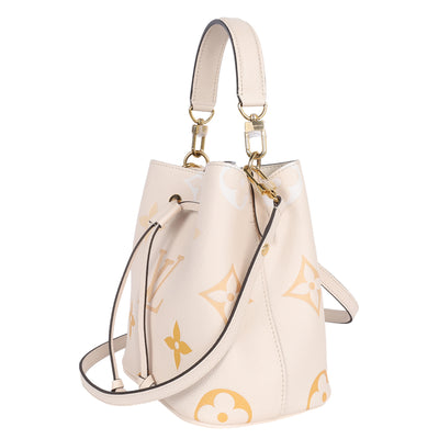 Monogram Giant By The Pool NéoNoé BB