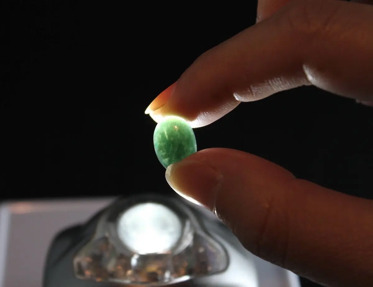 How to Spot the Difference: Jade vs Jadeite